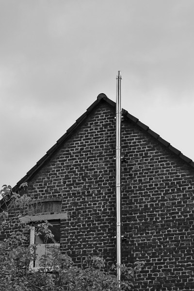 Ein Bild von einer HAusfassade aus Langenfeld, gemacht von Paul Niestroj